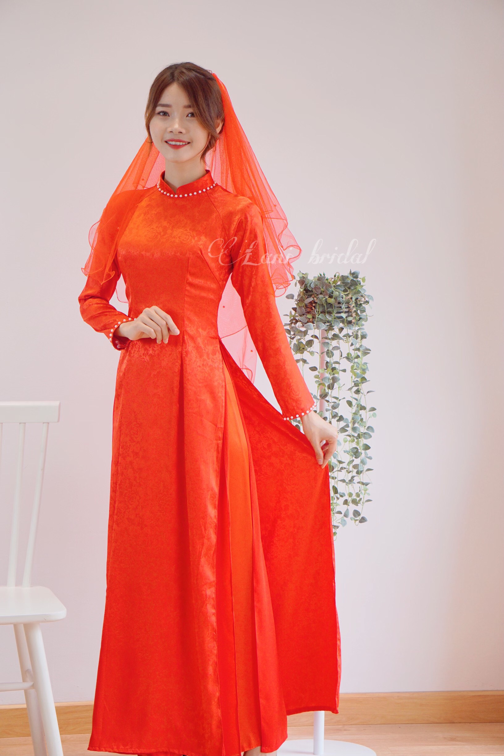 ÁO DÀI CÔ DÂU ĐỎ TRUYỀN THỐNG