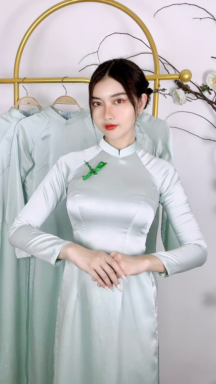 Áo Dài Xanh Ngọc Thêu Chuồn Chuồn 