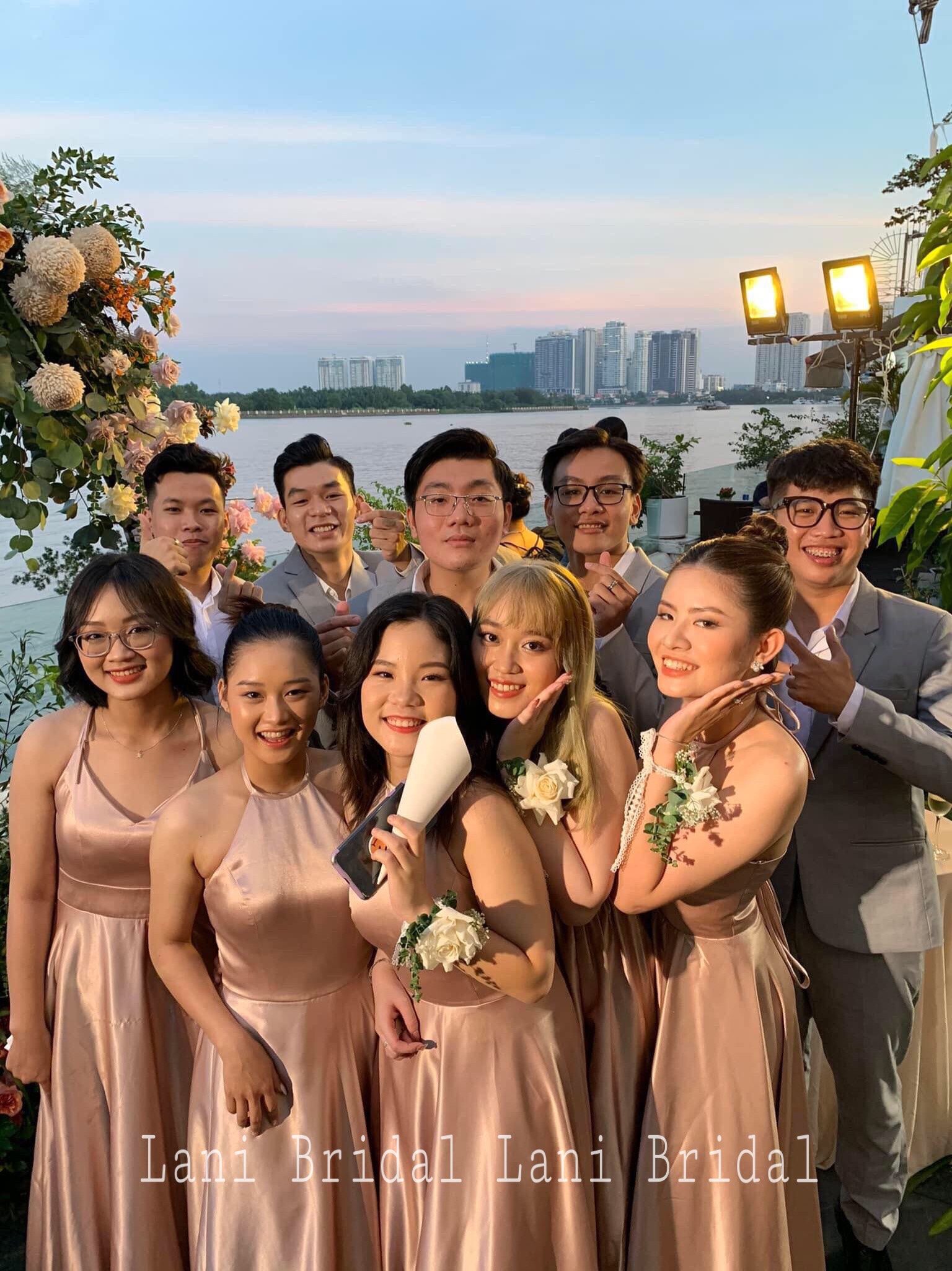 Kinh Nghiệm Tổ Chức Tiệc Cưới Ngoài Trời 