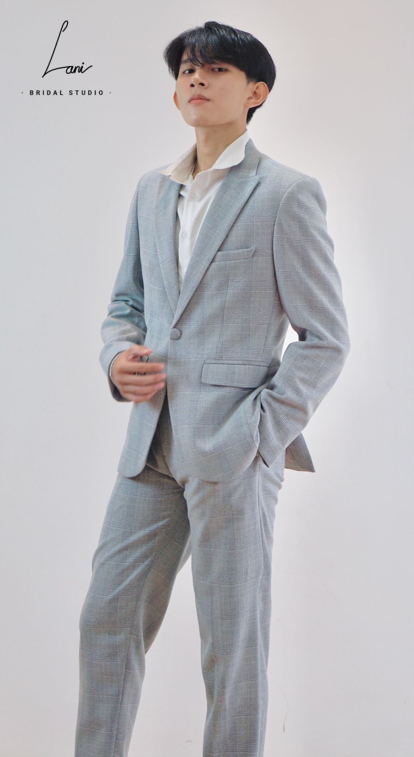 Veston Light Grey