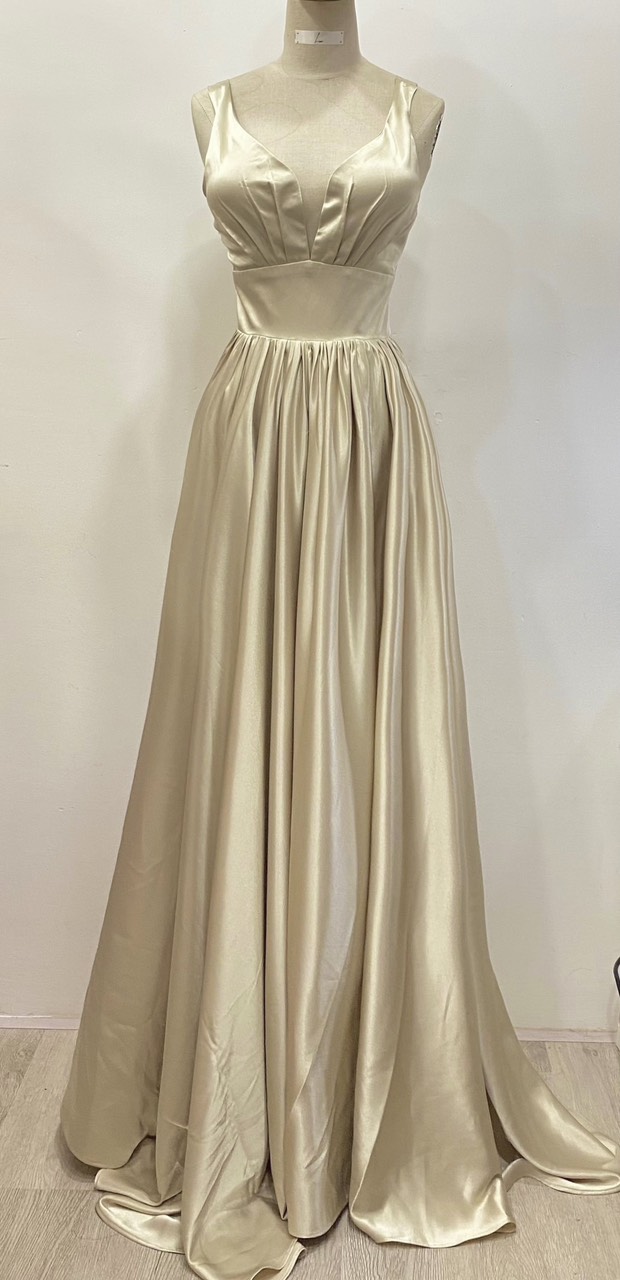 Bridesmaids Vàng Kem